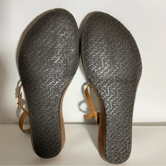 Reef Multi-Color Jewel Beads Between Toe Brown Ankle Strap Sandals Snap Closure. - Picture 15 of 16